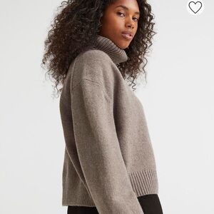 Oversized H&M Sweater